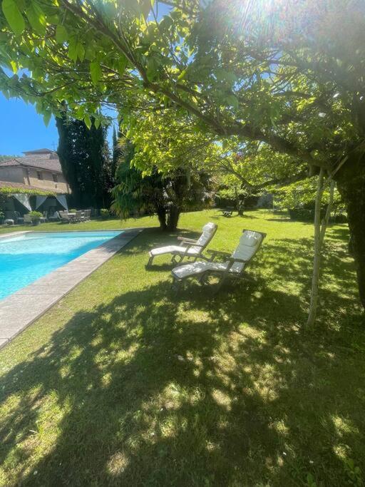 De Charme Piscine Partagee Propriete A 2 Pas Du Centre-ville De Hébergement de vacances