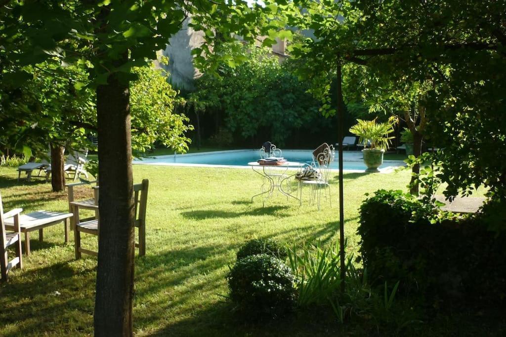 De Charme Piscine Partagee Propriete A 2 Pas Du Centre-ville De *